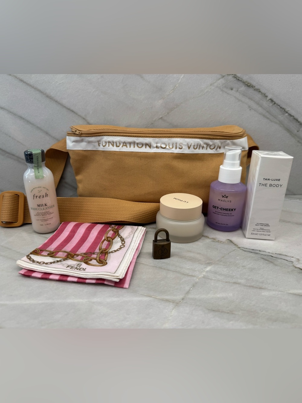 Fondation Louis Vuitton Bag W Extras